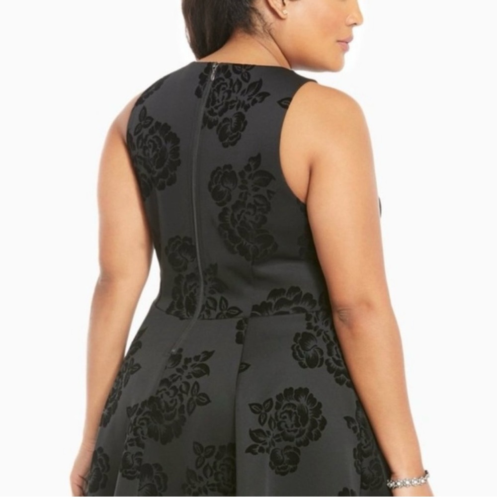 TORRID BLACK FLORAL SKATER DRESS